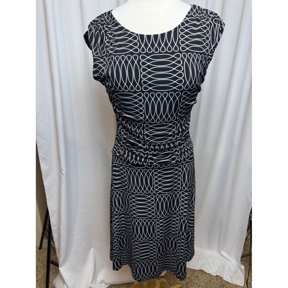 Enfocus Studio Black and White Patterned Women’s Sleeveless Dress, Size 10